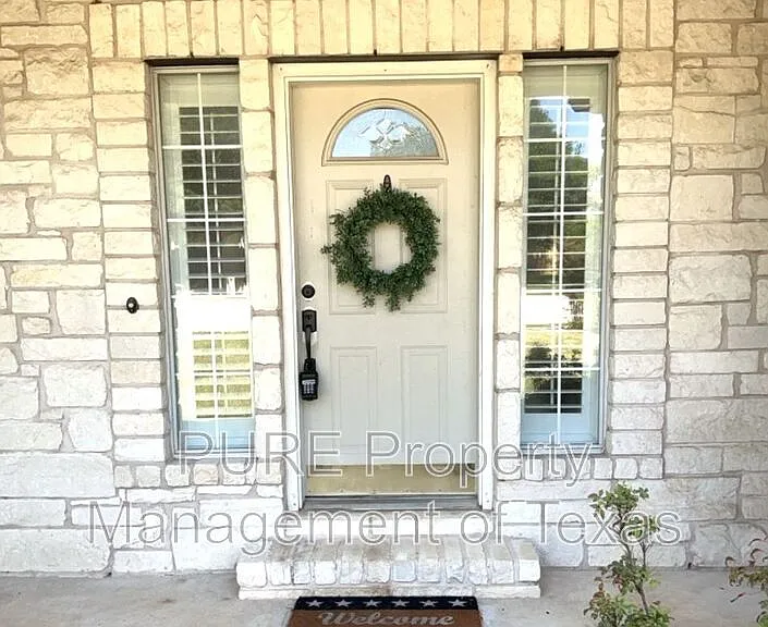 2302 Barnett Dr — Photo 2