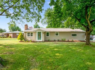 5603 Yorktown Ln, Youngstown, OH 44515