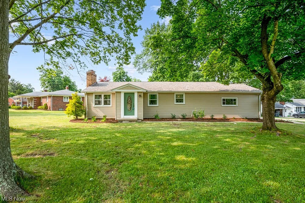 5603 Yorktown Ln photo 1