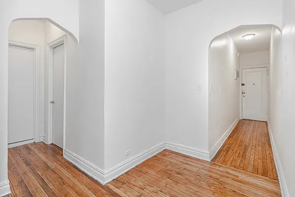 Rented by Modern Spaces | media 15