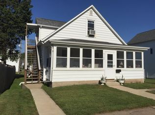 3106 1/2 Lemon St, Dubuque, IA 52001