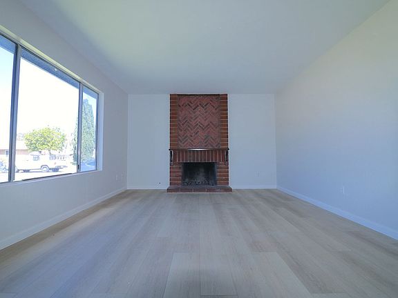 5th image of 10797 Bangalore Ln