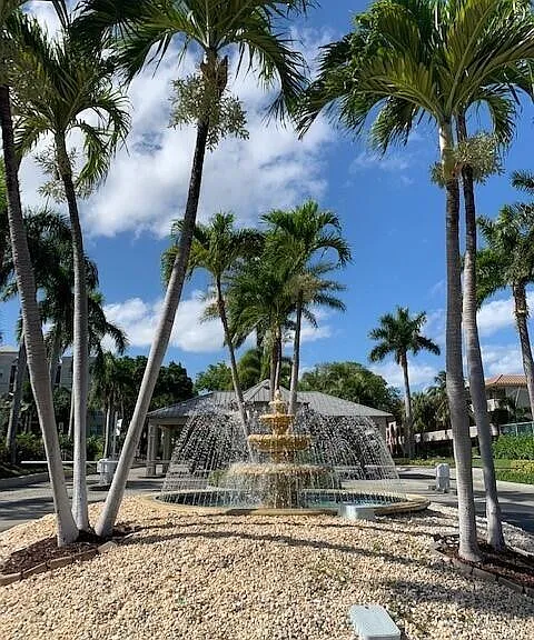 26 Royal Palm Way #302 — Photo 4