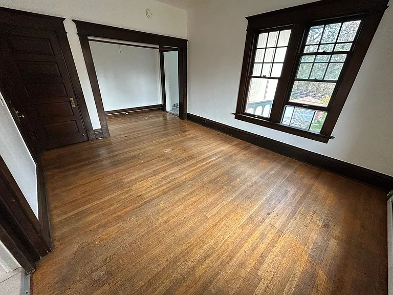 Jefferson Apartments — Photo 7