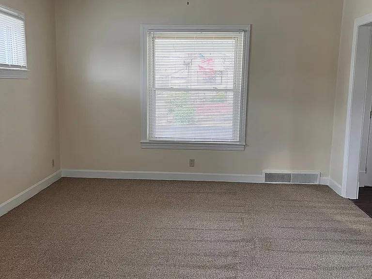 119 Olive St — Photo 18
