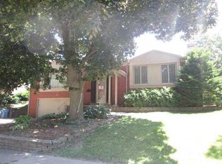 3426 49th St, Moline, IL 61265