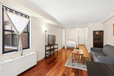 305 East 40th Street #12T in Murray Hill, Manhattan | StreetEasy