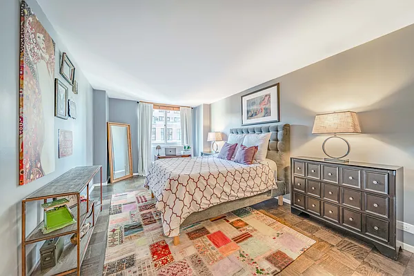 Sold by Compass | media 5