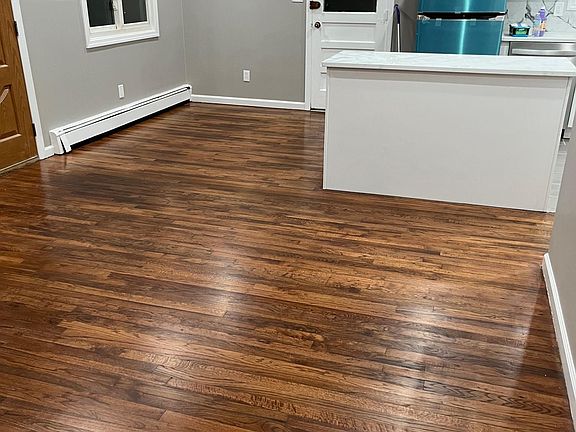 4th image of 1060 Terry Rd