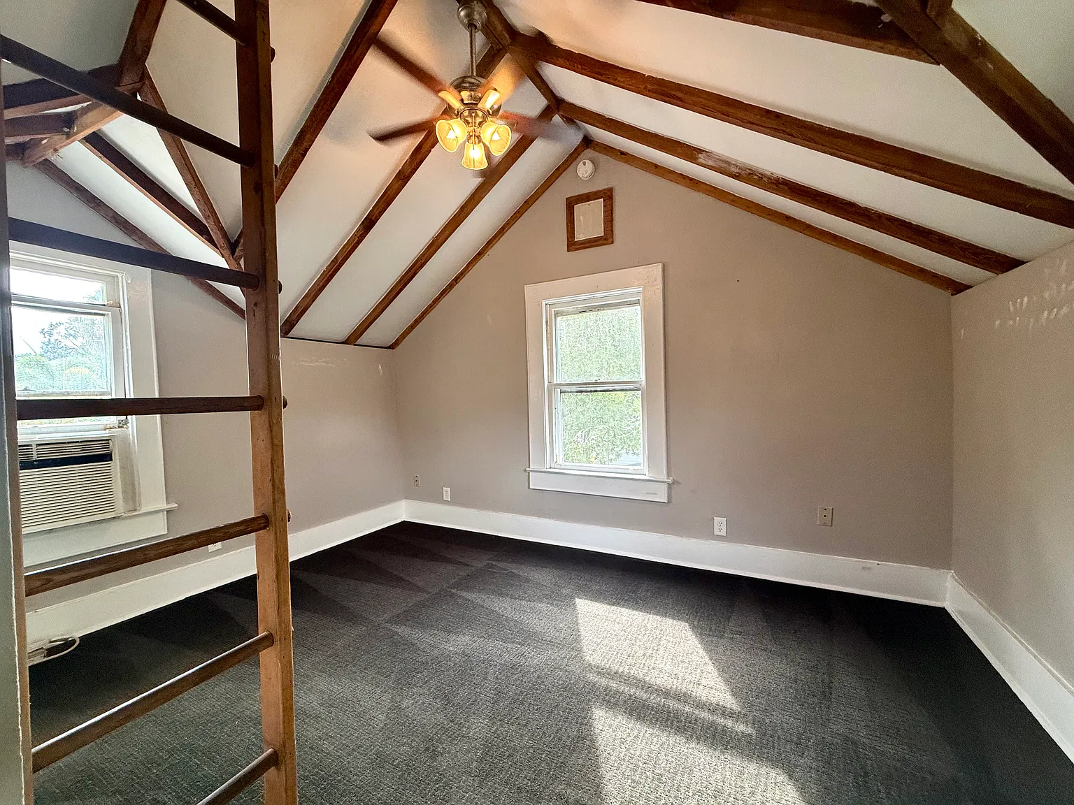 Studio, 350 sqft, $1,495 — Photo 1