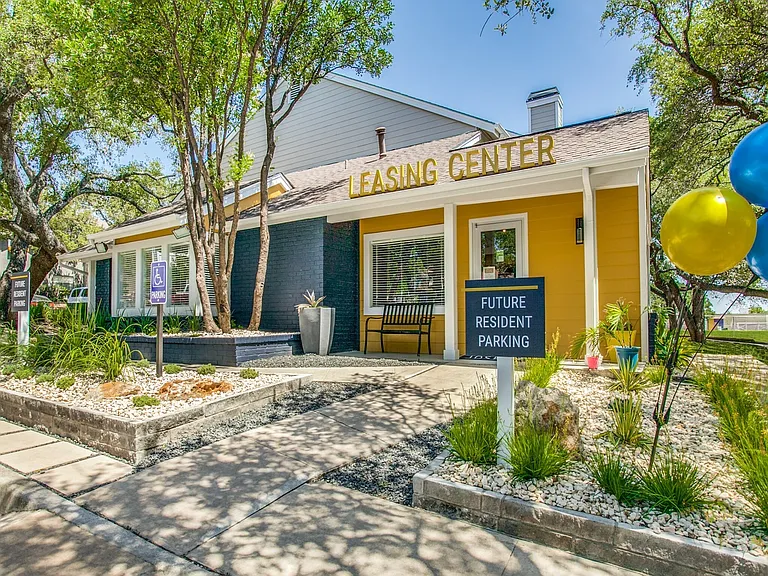 Leasing Center Exterior