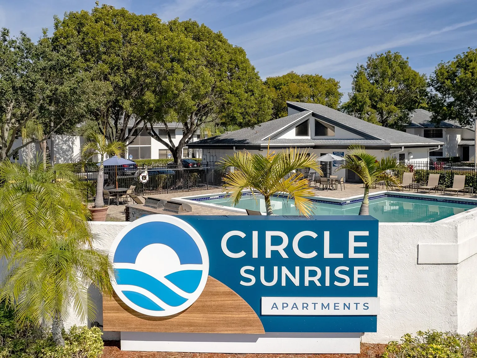 Circle Sunrise — Photo 1