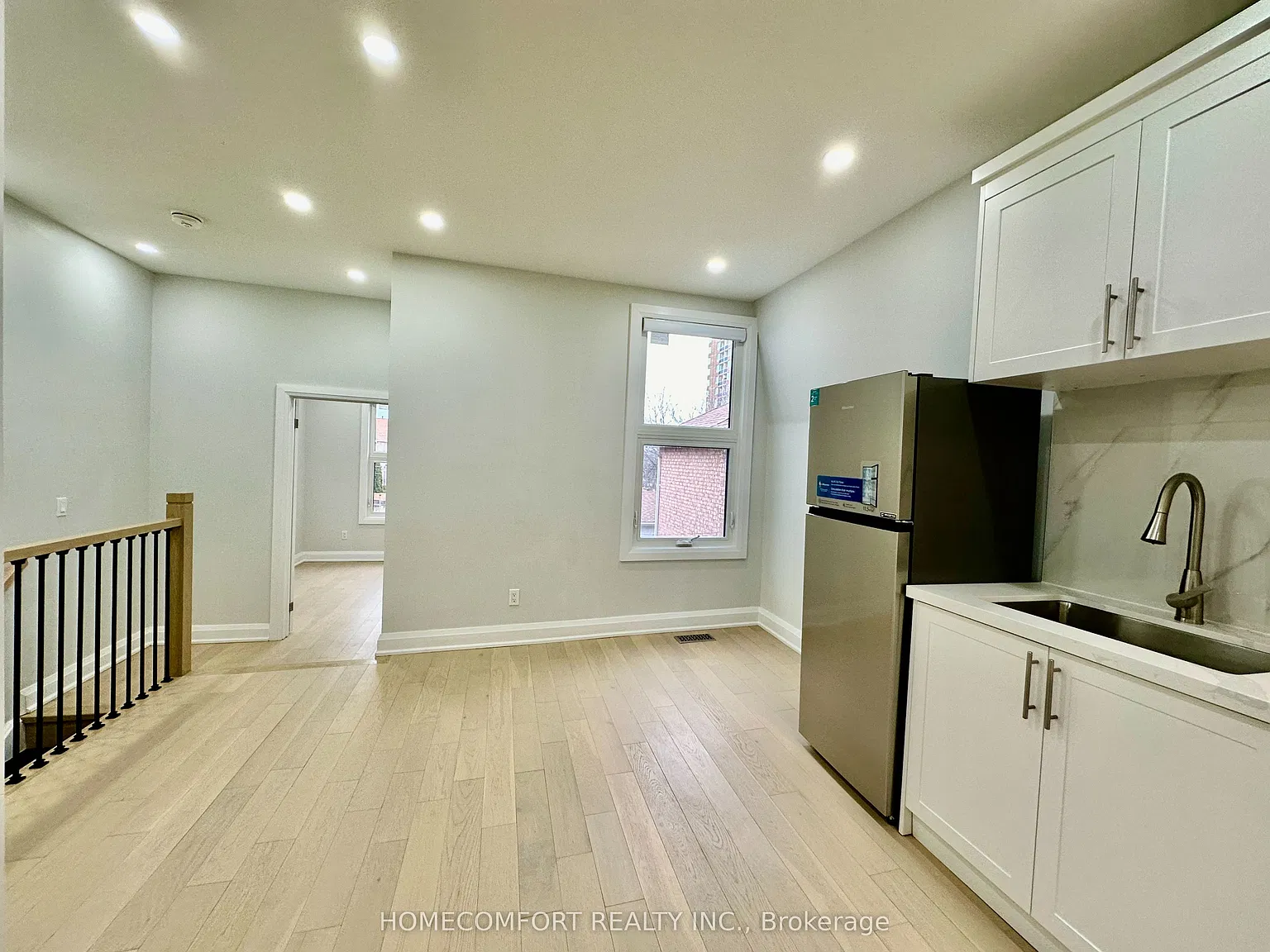 2 bed, $2,290 — Photo 3