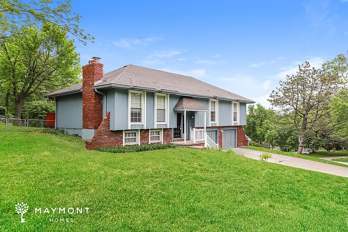 3 bed, 3.0 bath, 2062 sqft, $2,245 — Photo 4
