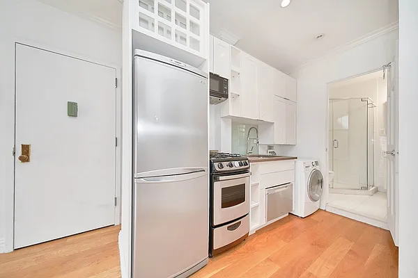 Rented by Living New York | media 2