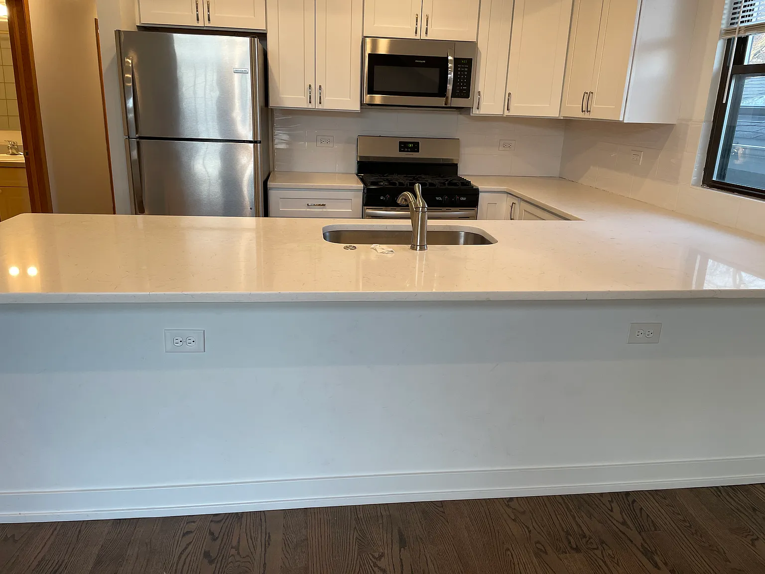 3 bed, $3,850 — Photo 2