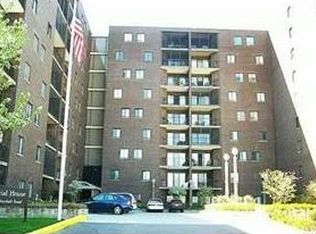 5600 Munhall Rd APT 207, Pittsburgh, PA 15217