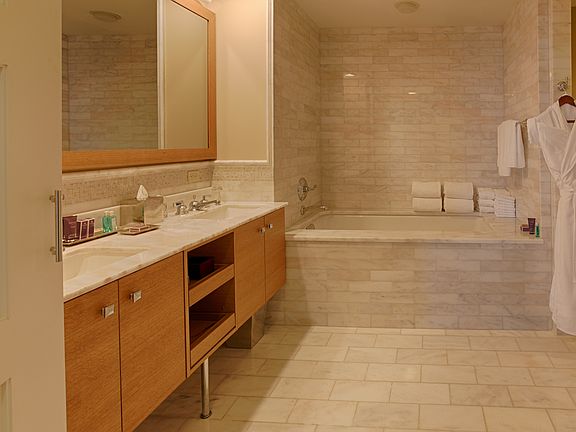 5th image of 1 Renaissance Sq Unit 7E