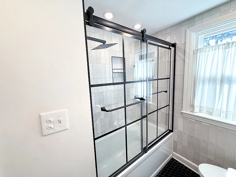 750 S Royal St #1 — Photo 18