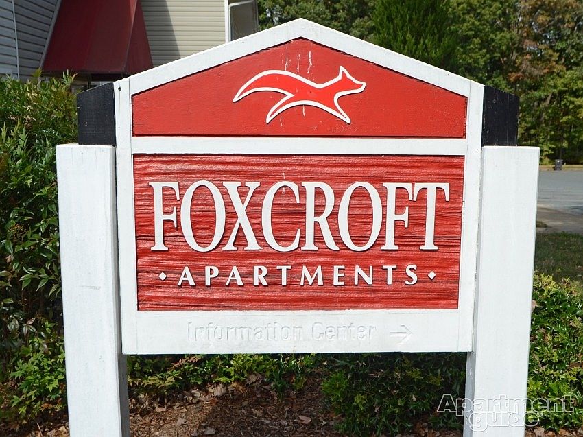 1st image of 1010 Foxcroft Ln