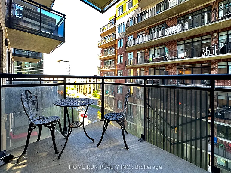 235 Kent St #714 — Photo 14