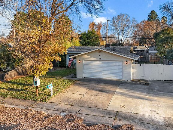2nd image of 755 Christine Ave