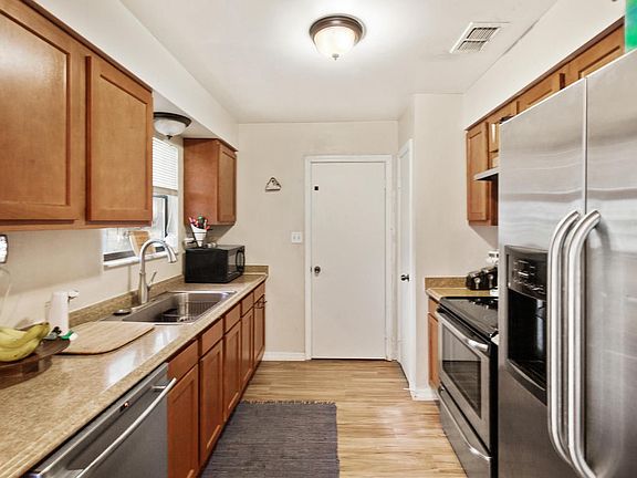 10620 SE 53rd Ave-29