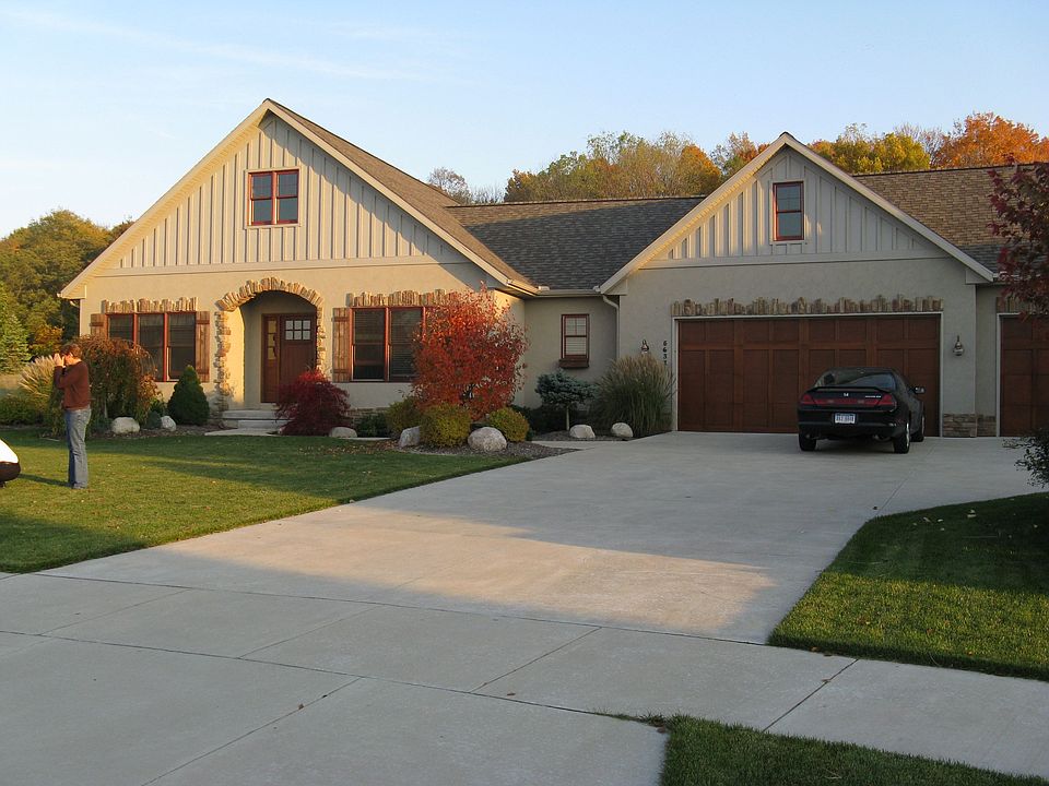 1st image of 5632 Lakeside Ct