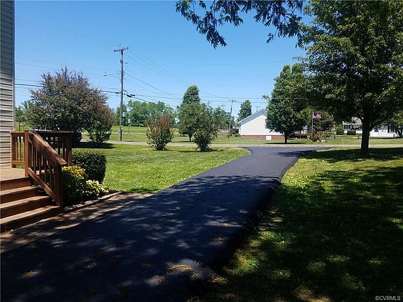 3rd image of 201 Lyde Ave