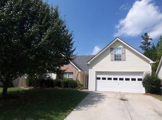 365 Shadetree Ln, Lawrenceville, GA 30044