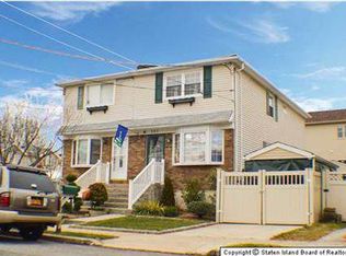551 Riga St, Staten Island, NY 10306
