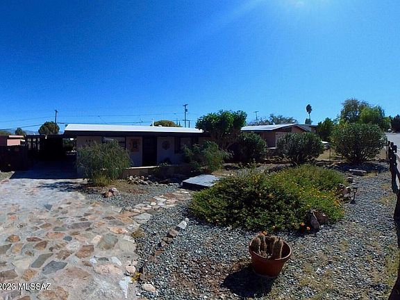 2nd image of 123 S Avenue A