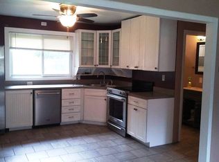 1653 Grove Ave, Benton Harbor, MI 49022