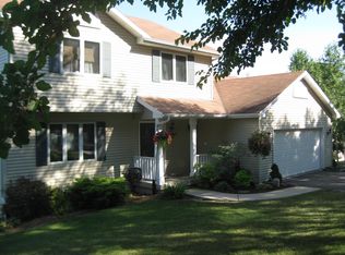 5102 Oak Park Rd, Marshall, WI 53559