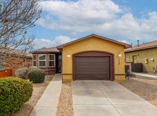 150 Zuni River Cir SW, Los Lunas, NM 87031