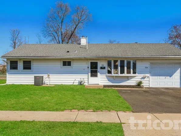 504 Parkway Dr, Fairless Hills, PA 19030