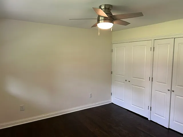 6956 Euclid Ave — Photo 8