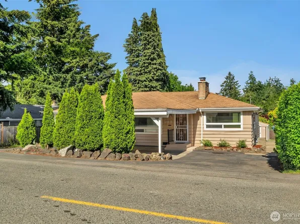 20010 8th Avenue S, Des Moines, WA 98198