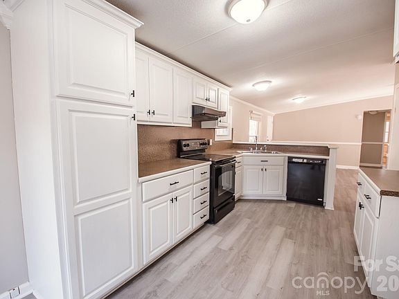 2nd image of 44082 Harper Hearne Rd