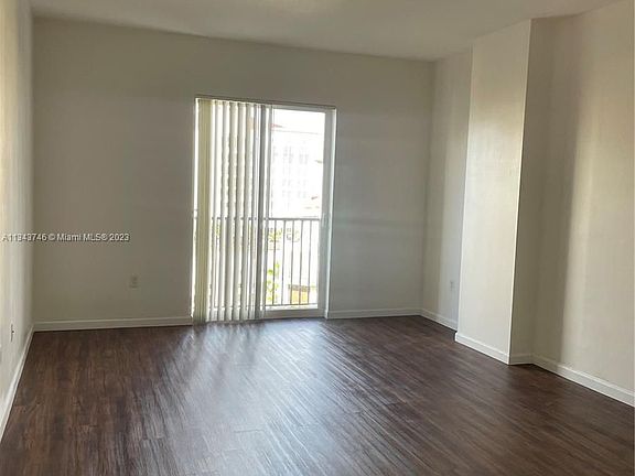 2nd image of 10 Aragon Ave Suite 912