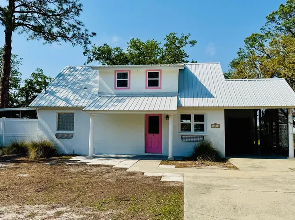 16349 Andrews Cir, Cedar Key, FL 32625