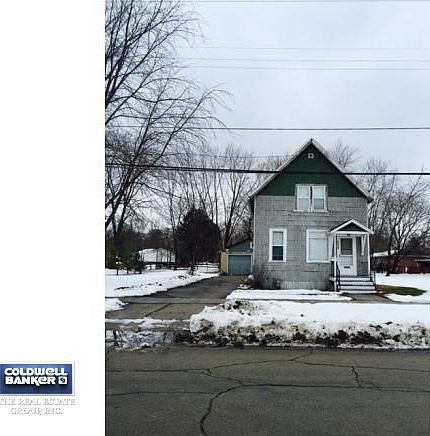 2nd image of 224 Oak St
