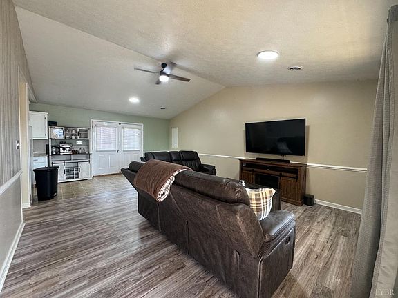 5th image of 3363 Horseshoe Rd