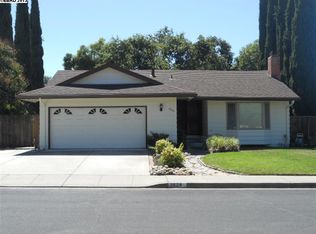 2624 Lyon Cir, Concord, CA 94518