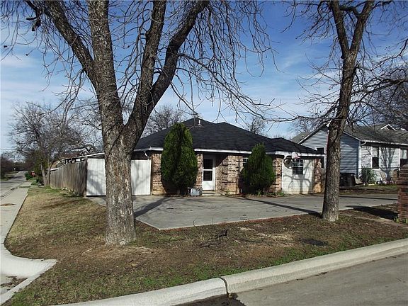 2nd image of 2824 NW Loraine St