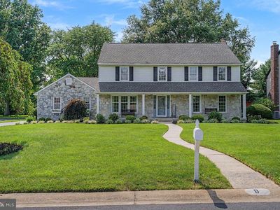 8 Lombardy Dr, Wilmington, DE, 19803