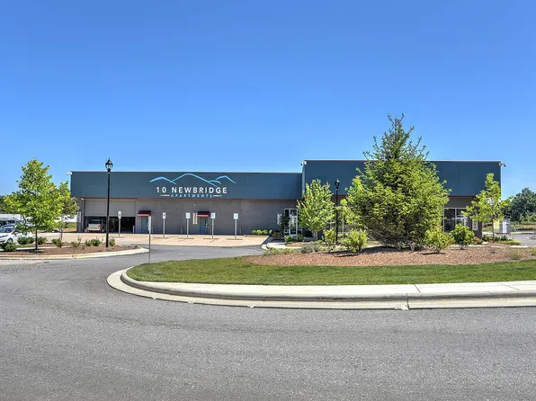 10 Newbridge Apartments