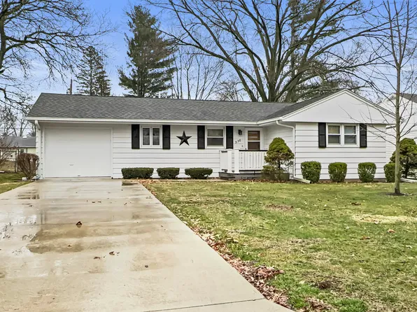 956 S Western Ave, Watseka, IL 60970