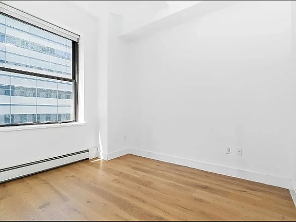 2nd image of 53 Park Pl APT 2H