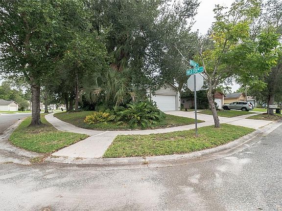 3rd image of 1626 Bobolink Ln